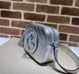 Gucci Blondie Small Shoulder Crossbody Leather Bag with Interlocking G Silver 742360