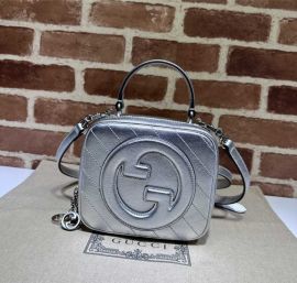 Gucci Blondie Top Handle Bag with Interlocking G Silver Leather 744434