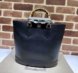 Gucci Diana Medium Bucket Tote Bag Black Leather 750394