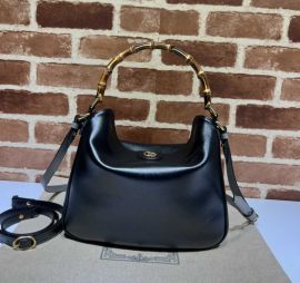 Gucci Diana Medium Shoulder Bag with Bamboo Handle Black Leather 746124