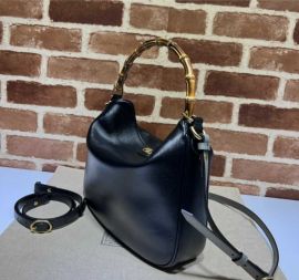 Gucci Diana Medium Shoulder Bag with Bamboo Handle Black Leather 746124