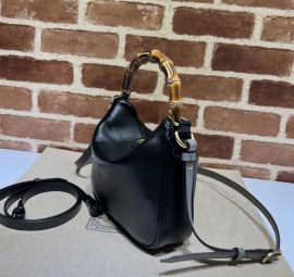 Gucci Diana Small Shoulder Bag with Bamboo Handle Black Leather 746251