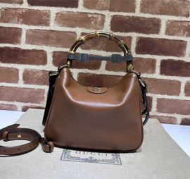 Gucci Diana Small Shoulder Bag with Bamboo Handle Brown Leather 746251