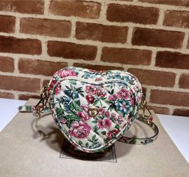 Gucci Double Heart White Leather Crossbody Bag with Floral Flowers 740355