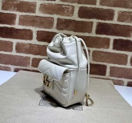 Gucci White Leather GG Marmont Mini Bucket Bag 746433