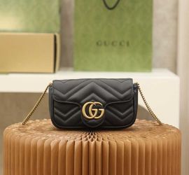 Gucci GG Marmont Matelasse Leather Super Mini Chain Shoulder Bag Black 476433