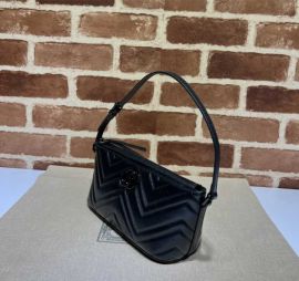 Gucci Black Matelasse GG Marmont Shoulder Bag Chevron Leather 739166