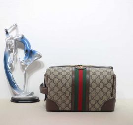 Gucci Savoy Toiletry Case Travel Bag Beige Brown GG Canvas 739391