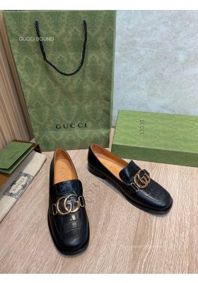 Gucci 2022 Crocodile Embossed Leather Loafers in Black 2281583