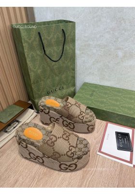Gucci GG Jumbo Canvas Platform Slide Sandal in Beige 120MM 2281600
